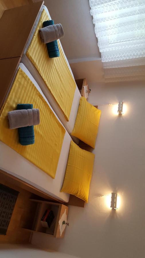 Ghedas Apartment
